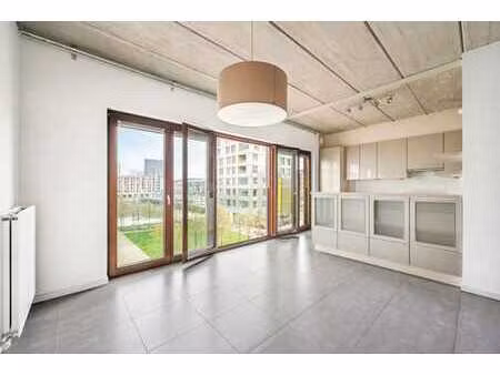 anvers eilandje - appartement avec magnifique sur l'eau!