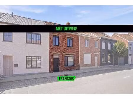 maison mitoyenne avec sortie au centre de poperinge
