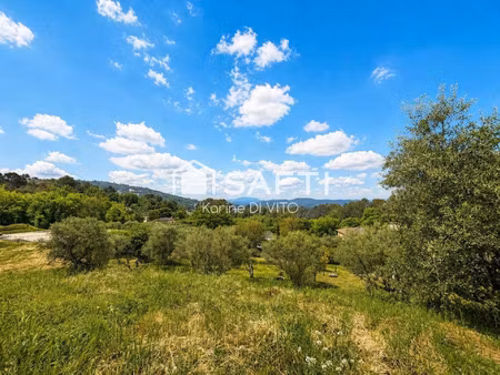 vente terrain 1861 m² montauroux (83440)