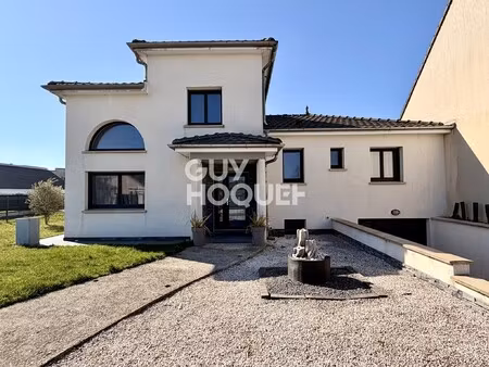 maison à vendre en exclusivité de 6 pièces de 170 m²