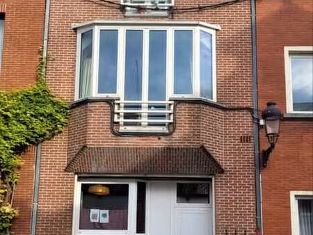 maison unifamiliale 2 façades + jardin à watermael-boitsfort