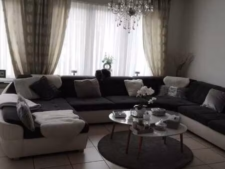 appartement 4 chambres dans une belle avenue