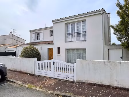 maison 7 pièces - 204 m²