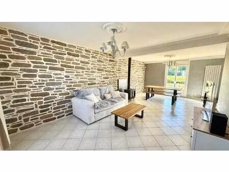 vente maison à brain-sur-longuenée (49220) : à vendre / 123m² brain-sur-longuenée