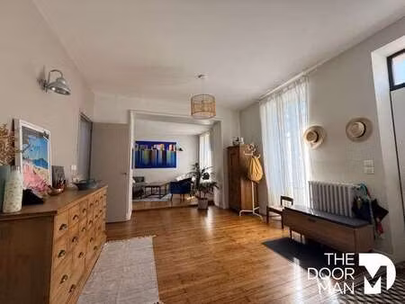 vente maison à niort (79000) : à vendre / 120m² niort