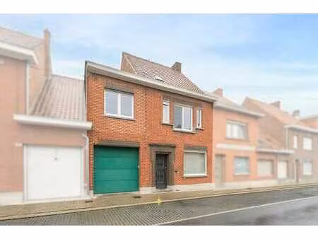 projet de rénovation totale - maison avec garage et hanga...