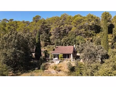 maison plain-pied avec garage sur 4 181 m² – calme  vue dégagée  beau potentiel – lorgues