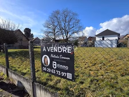 beau terrain constructible au calme