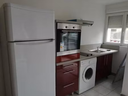 location meublée appartement 2 pièces 37 m² à tarbes (65000)  535 €