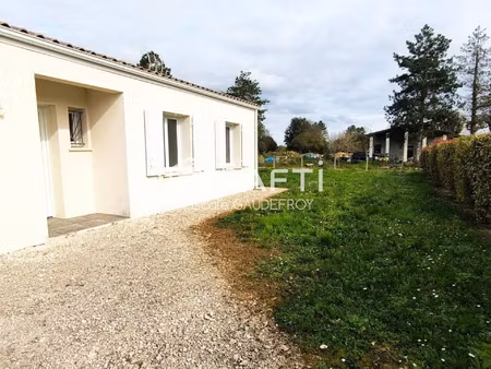 vente maison 4 pièces 85 m² saint-simon-de-pellouaille (17260)