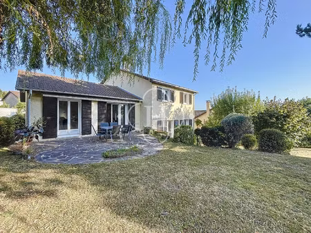aigremont - maison récente 7 pièces 160 m² avec jardin