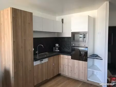 f2 standing bord de mer tout meublé toutes charges comprises