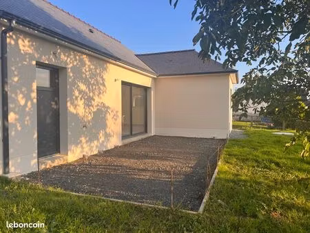 location maison st pierre la cour