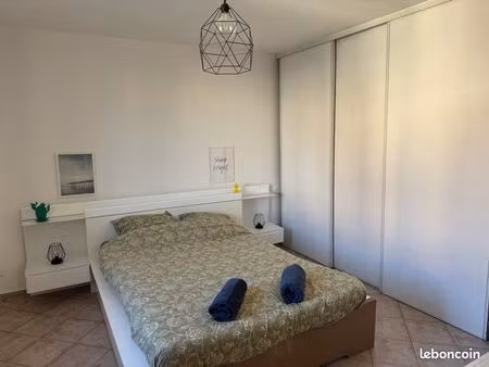 t2 toulon mourillon 50m2