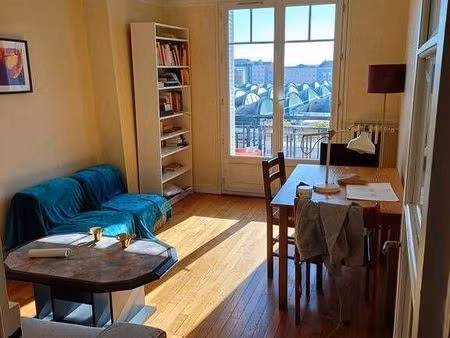 chambre 3 pièces 56 m²