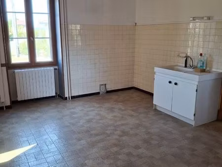 loue appartement pouillenay