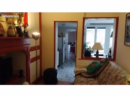 appartement f2 meublé 38m2 remis à neuf proche gare et centre-ville