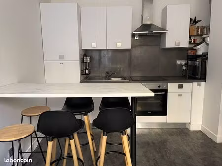 t3 meublé avec petit extérieur – centre-ville nice – proche toutes comodités