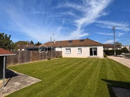 maison traditionnelle de 117 m² à crepy-en-valois