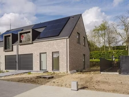 maison à louer à kortrijk € 1.345 (lnm9c) | zimmo