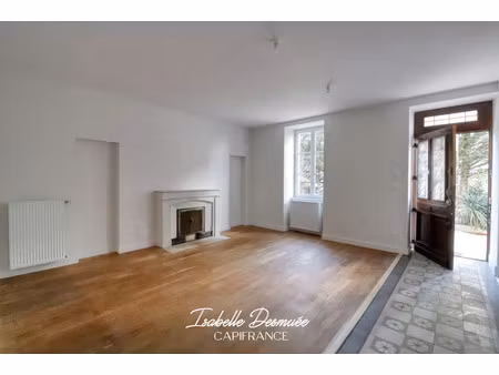 tullins-fures – maison de caractère rénovée – 166 m² – 4 chambres – jardin