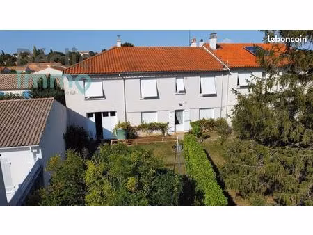 maison 7 pièces 147 m²