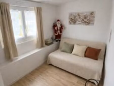 charmante maison de ville de 58 m² à merlieux et fouquerolles