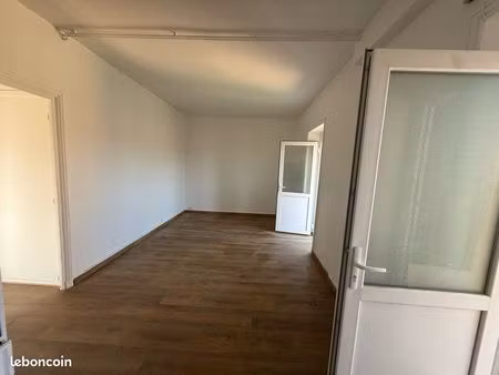 apparemment 65m2 jardin 60m2 balcon le coteau