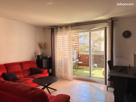 t2 meublé 48 m² + terrasse + garage – résidence récente – montpellier la lironde / port ma