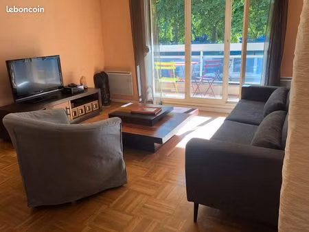 particulier loue appartement meublé lyon 04  quai de saône avec parking