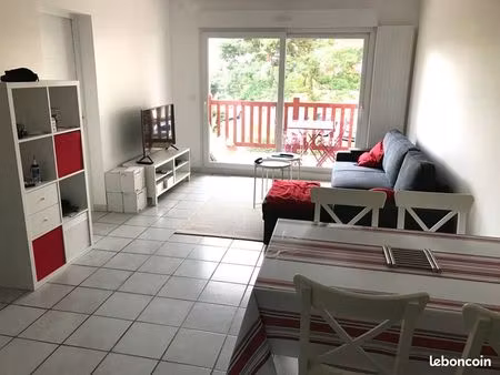 t3 excellent état - colocation - places de parking