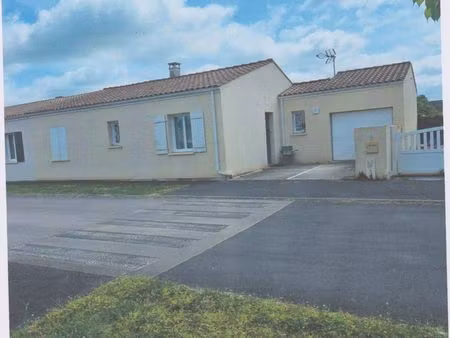 maison à louer les gonds 17100