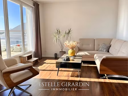 appartement t5 lumineux avec terrasse - carquefou