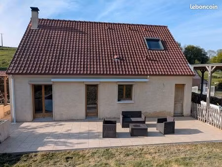 maison individuelle 3 chambres - 1710m2