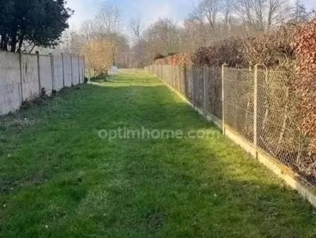 terrain 2 345 m² courdemanche