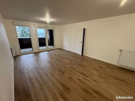 appartement 3 pièces - 65m2