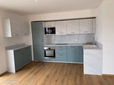 loue appartement de standing t4