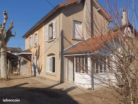 maison de village t5 de 110 m² à tignieu-jameyzieu