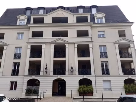 studio 31 m2 a dammarie les lys (77)