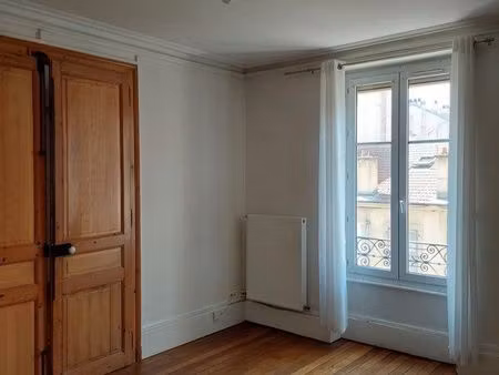 bel appartement secteur commanderie