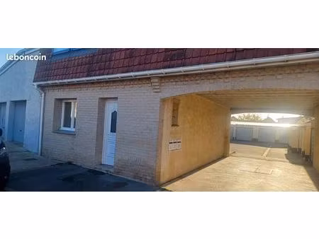 maison à grand fort philipe