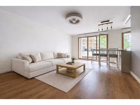 le chesnay  3p  2 chambres  terrasse 20m2 -cave -double parking