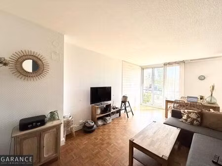 location vide 4 pièces 75012