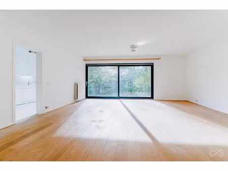 appartement te huur in sint-pieters-woluwe met 3 slaapkamers