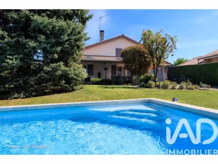 maison à sainte-euphémie (01600)