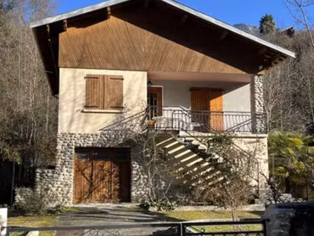 maison de village à ornolac-ussat-les-bains (09400)