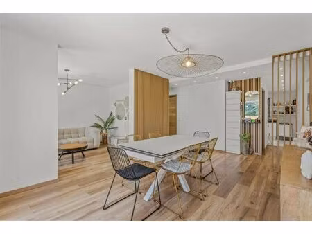 4 pièces rénové – 91 62 m² – 3 chambres – terrasse – double stationnement grasse –...