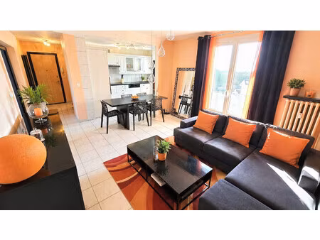 charmant t4 vue dégagée sur le jura