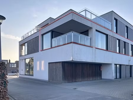 appartement te huur in zedelgem met 2 slaapkamers