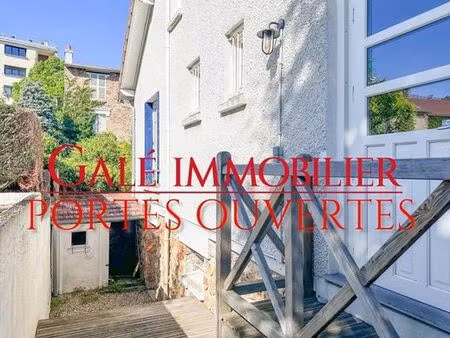 maison de luxe de 80 m2 en vente bourg-la-reine  île-de-france